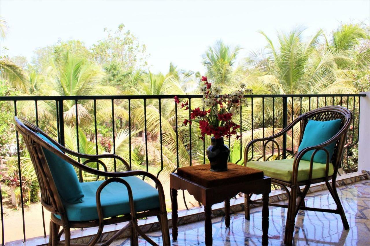 Kaza A Le Pearl Resort Анджуна Екстериор снимка