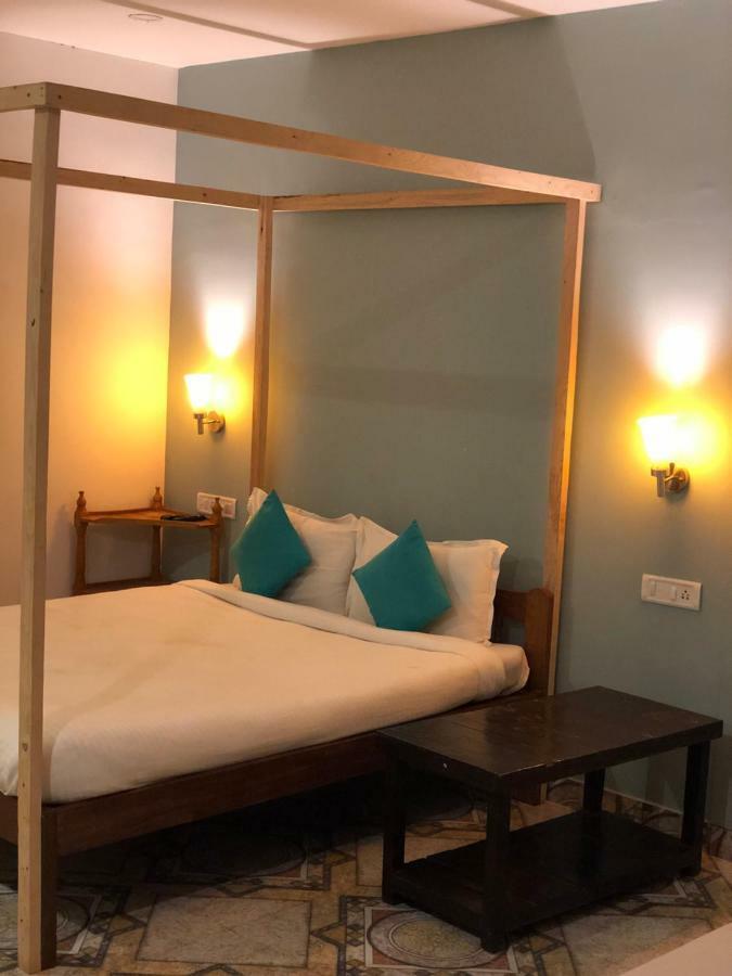 Kaza A Le Pearl Resort Анджуна Екстериор снимка