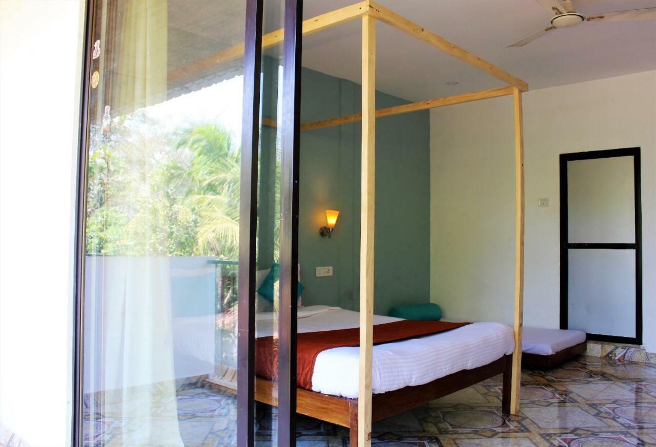 Kaza A Le Pearl Resort Анджуна Екстериор снимка