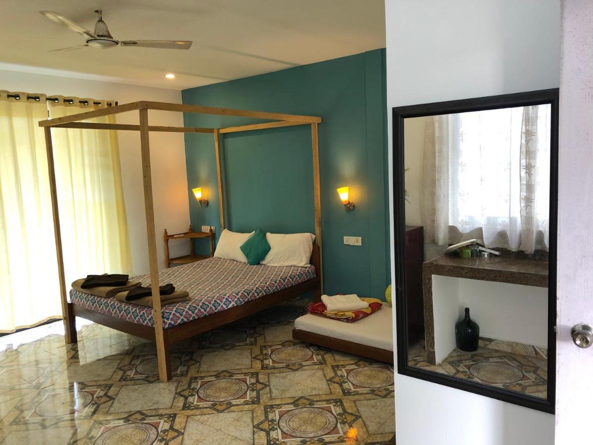 Kaza A Le Pearl Resort Анджуна Екстериор снимка