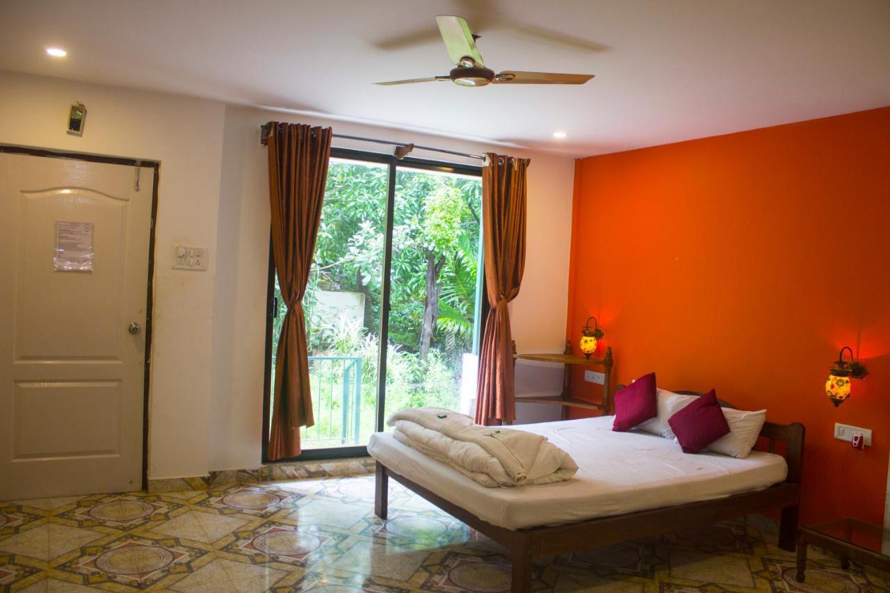 Kaza A Le Pearl Resort Анджуна Екстериор снимка