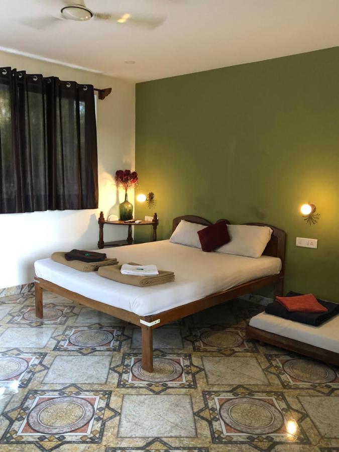 Kaza A Le Pearl Resort Анджуна Екстериор снимка